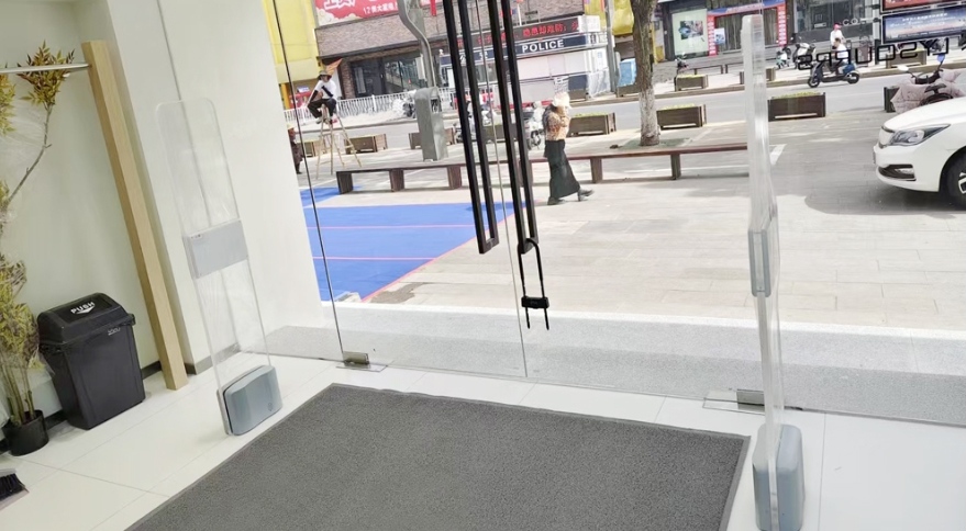 AM & RFID دوہری تعدد: لباس خوردہ صنعت کے لئے ذہین سیکیورٹی۔